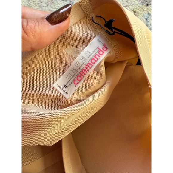 Commando Luxe Control Thong - Picture 2 of 2